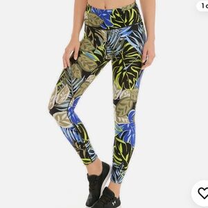 Calvin Klein Women's Performance Blue Printed High Waist Leggings XL. Never worn